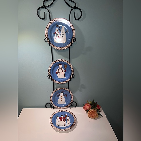 ⛄️Debbie Mumm Sakura Snowman Salad/Dessert Plates Set of 4 - Picture 1 of 7